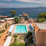 M\'Place - Mondello Residence